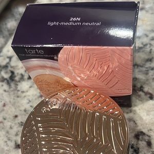 tarte Amazonian Clay Gem Powder Foundation | 26N light medium neutral